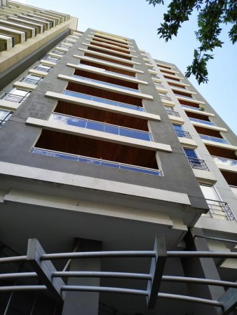 DEPARTAMENTO 3 AMBIENTES CON BAULERA Y AMENITIES EN LAS LOMITAS