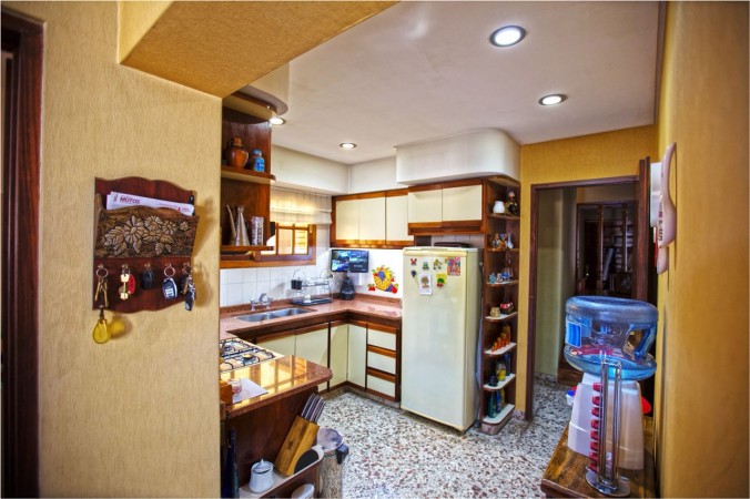 CASA CON DETALLES DE CATEGORIA Y TECNOLOGIA