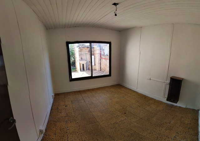 CASA 3 AMBIENTES CON ESTRADA PARA 1 AUTO