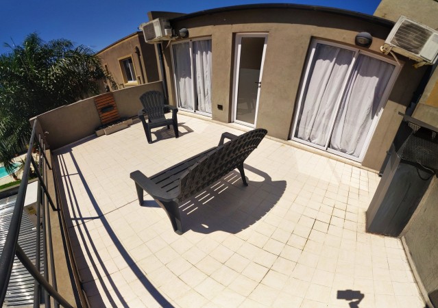 SENSACIONAL DUPLEX EN BARRIO PRIVADO MIRASOLES