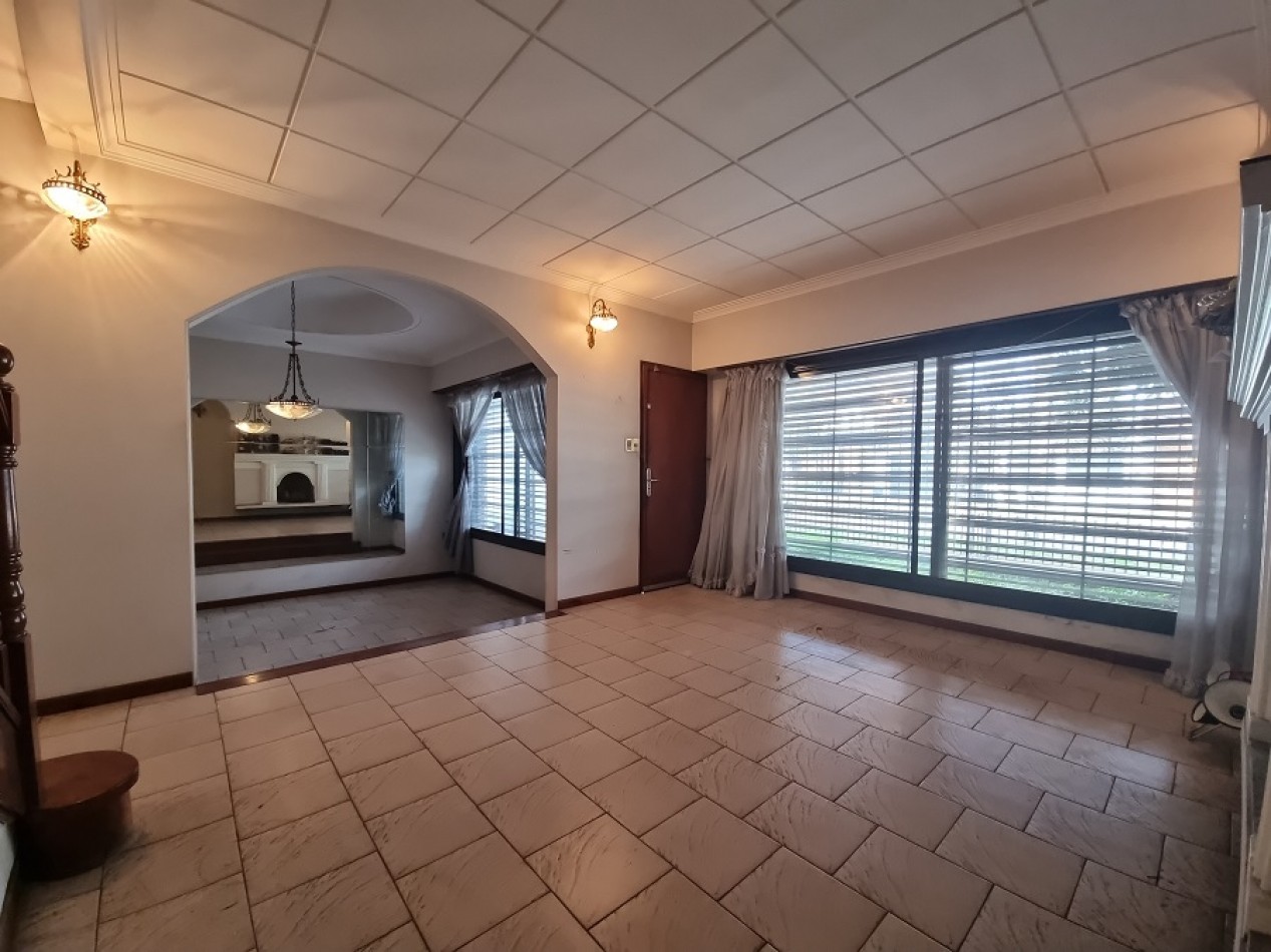 CHALET EN 3 PLANTAS
