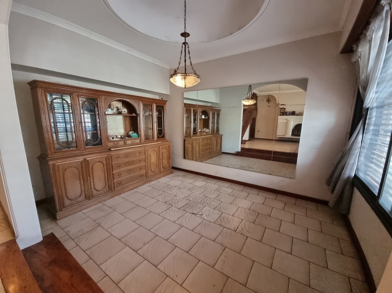 CHALET EN 3 PLANTAS