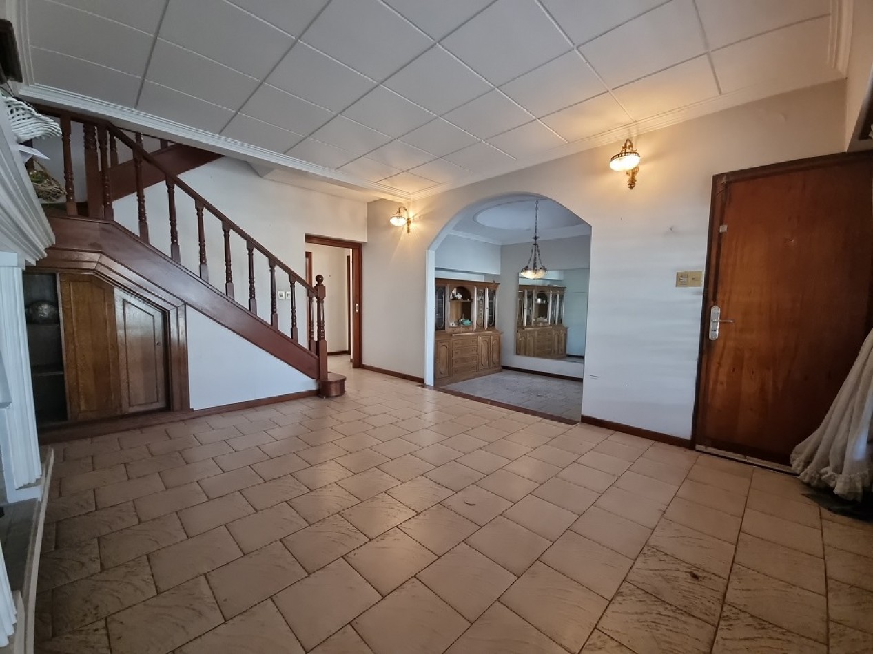 CHALET EN 3 PLANTAS
