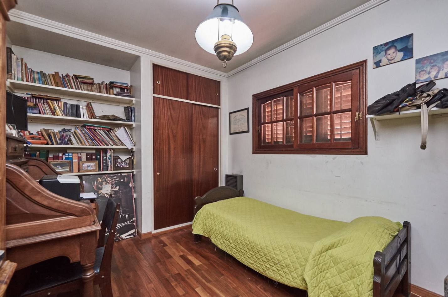 CHALET 4 AMB. CON PILETA Y PLAYROOM (PRECIO CHARLABLE)