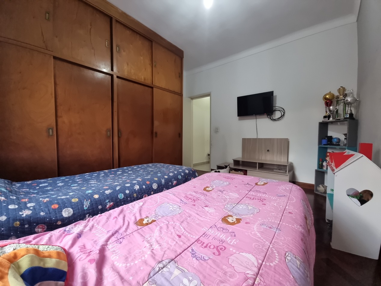 HERMOSO DEPARTAMENTO CON PARQUE Y QUINCHO