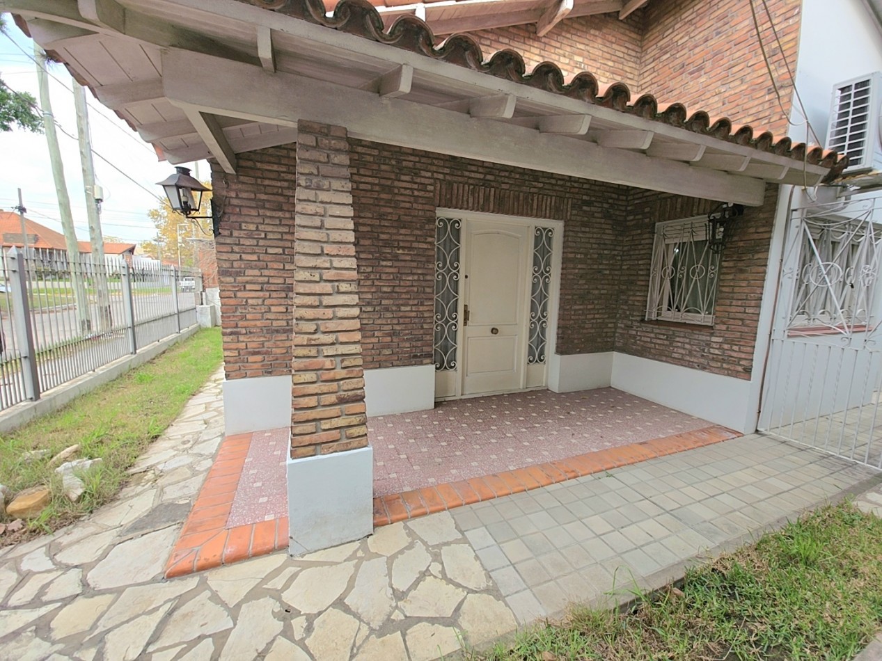 CHALET 3 AMB CON PARQUE