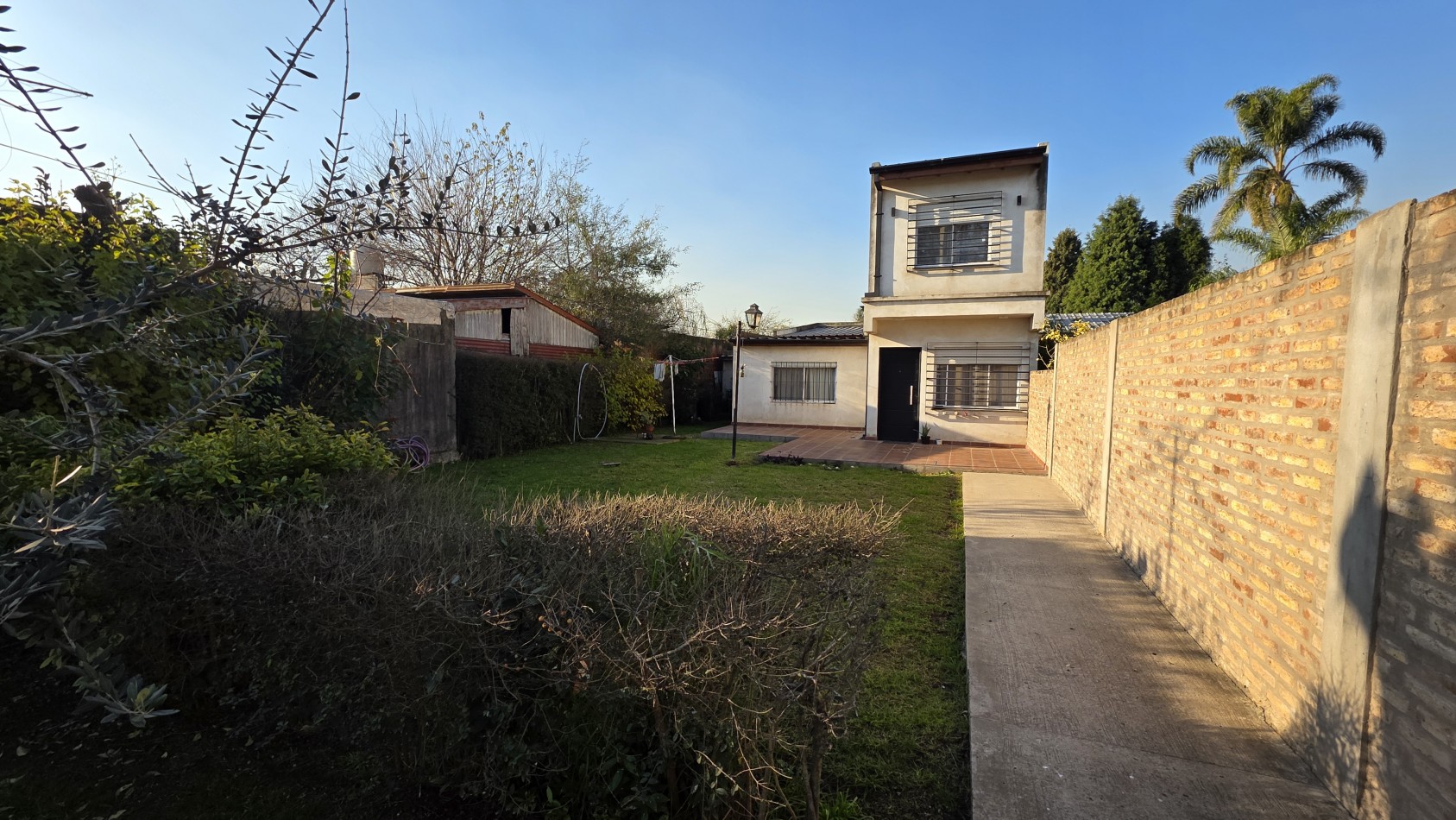 CASA CON PARQUE Y POSIBILIDAD DE FINANCIACION