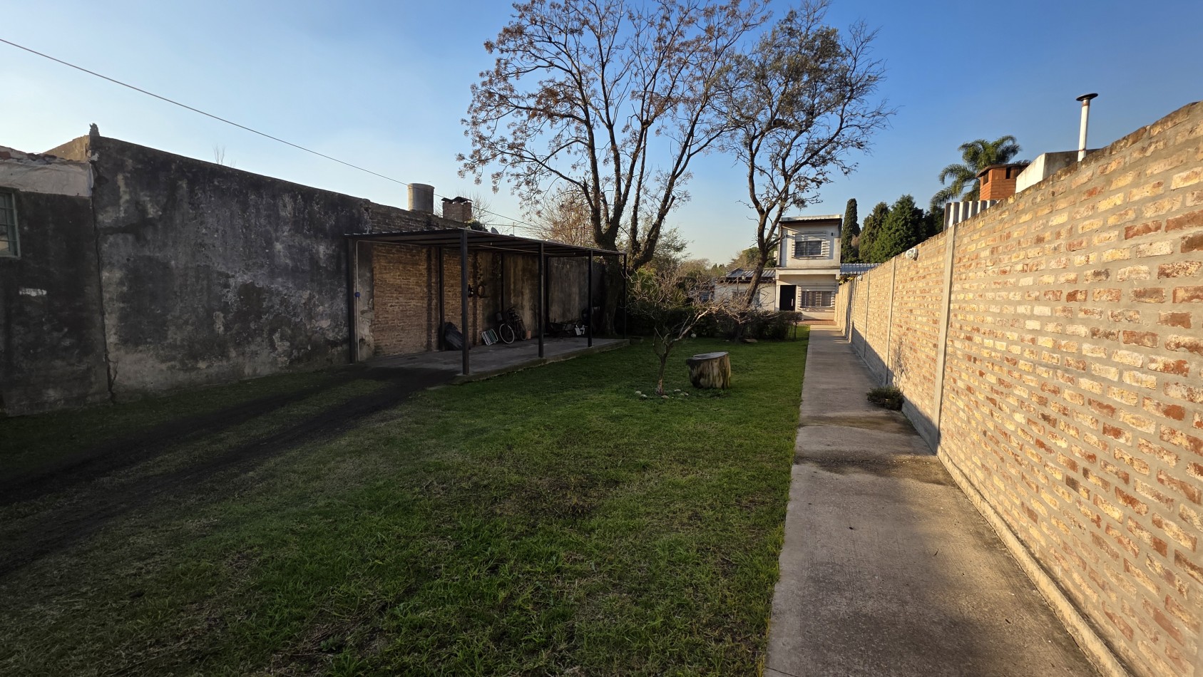 CASA CON PARQUE Y POSIBILIDAD DE FINANCIACION