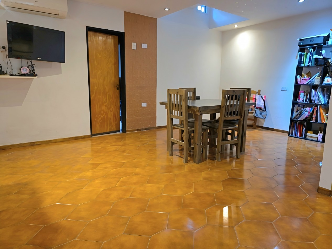 CASA CON PARQUE Y POSIBILIDAD DE FINANCIACION