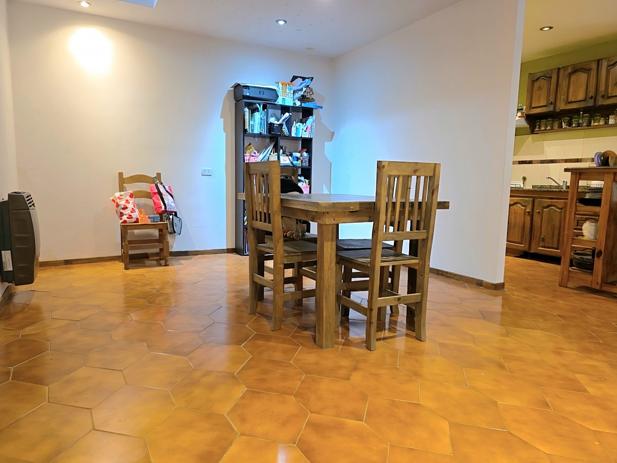 CASA CON PARQUE Y POSIBILIDAD DE FINANCIACION