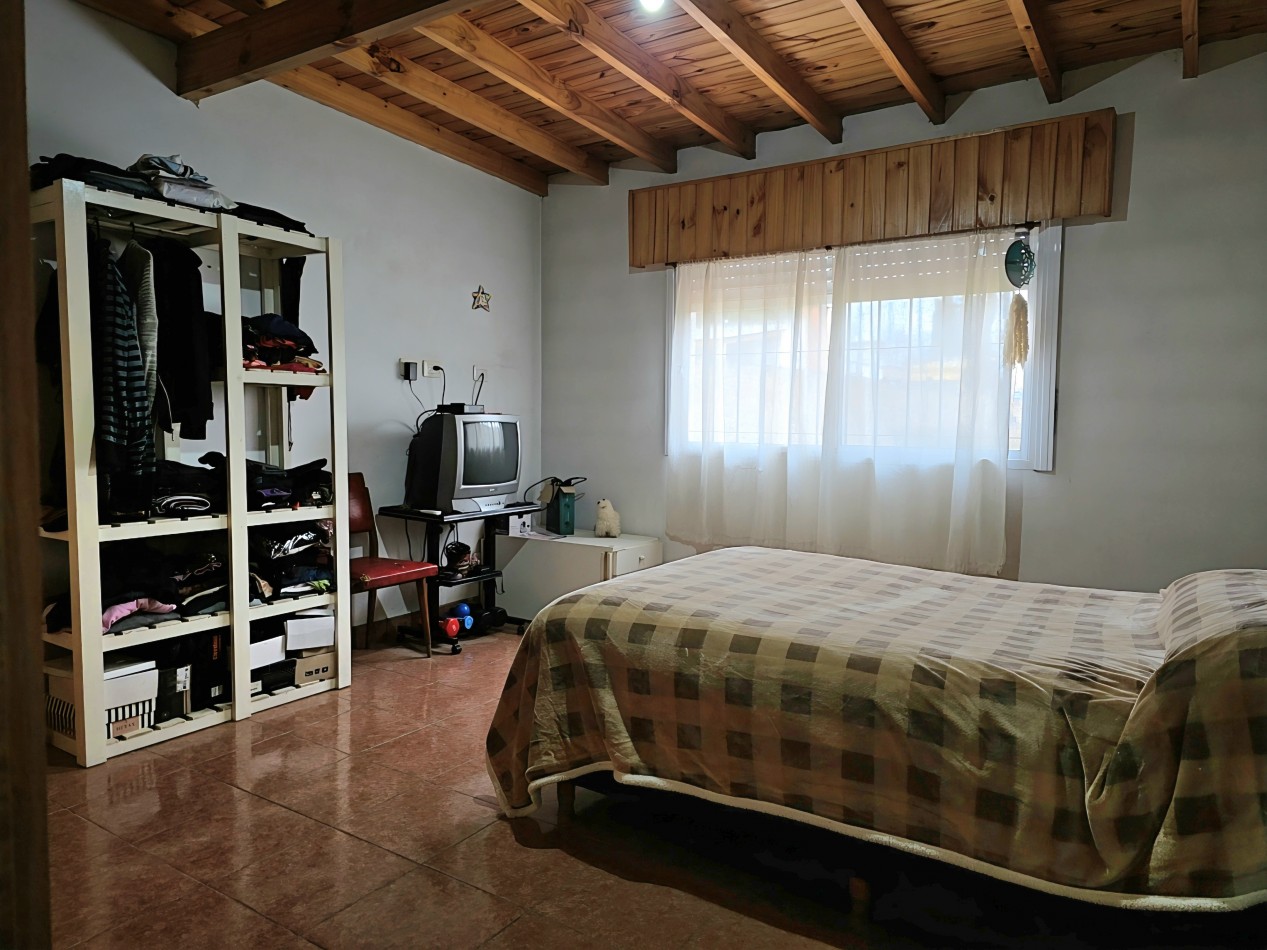 CASA CON PARQUE Y POSIBILIDAD DE FINANCIACION