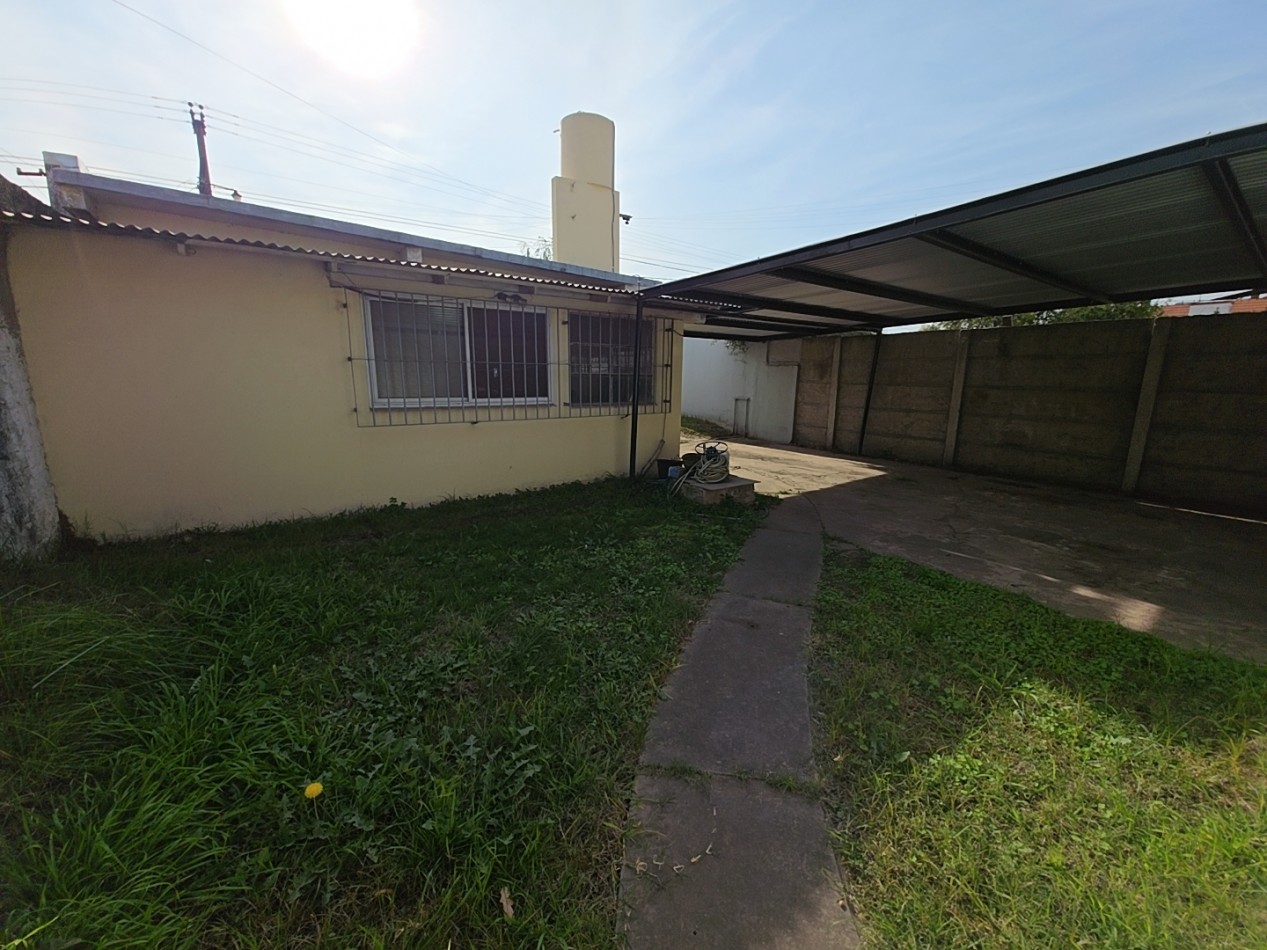 CASA O CONSULTORIO EN EXCELENTE UBICACION
