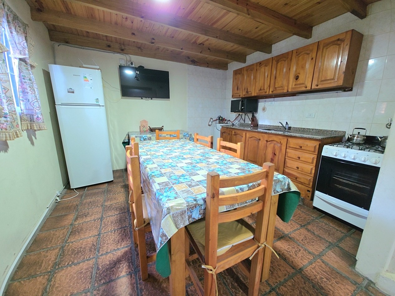 CASA EN 2 PLANTAS 5 AMBIENTES
