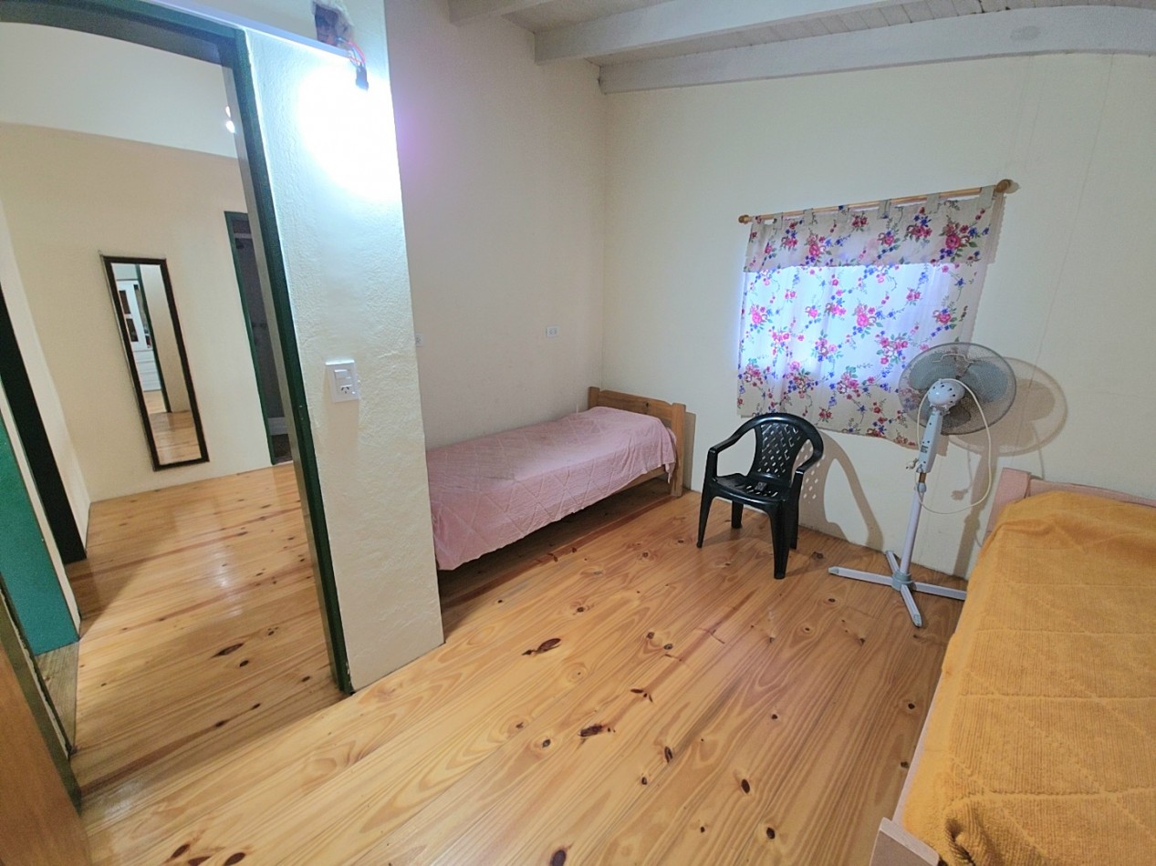 CASA EN 2 PLANTAS 5 AMBIENTES