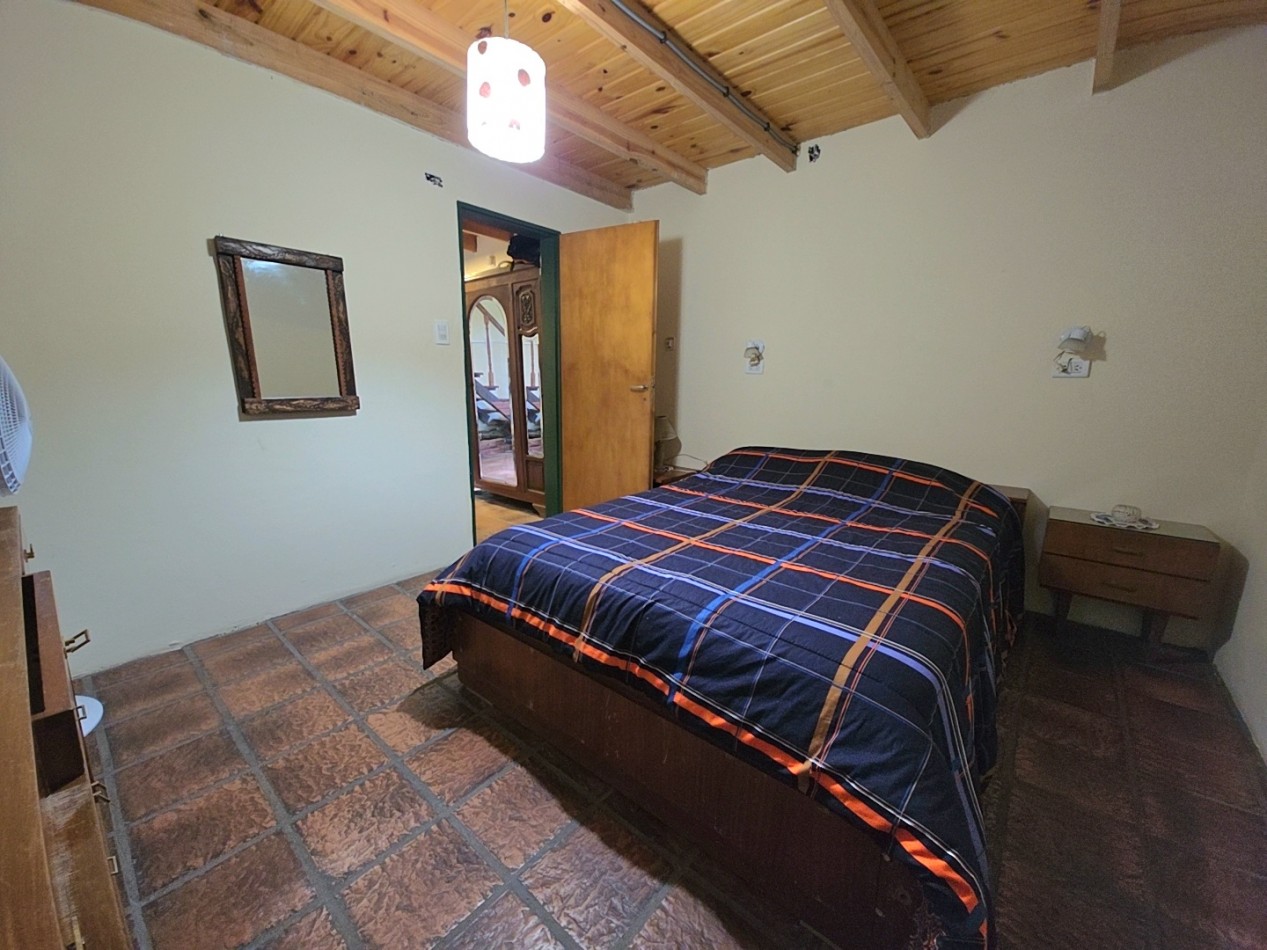 CASA EN 2 PLANTAS 5 AMBIENTES