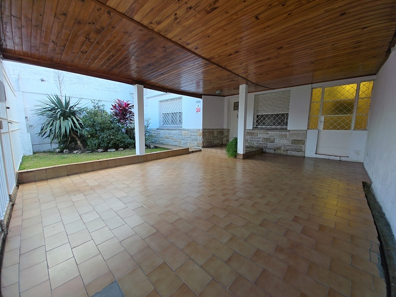 CASA 4 AMBIENTES