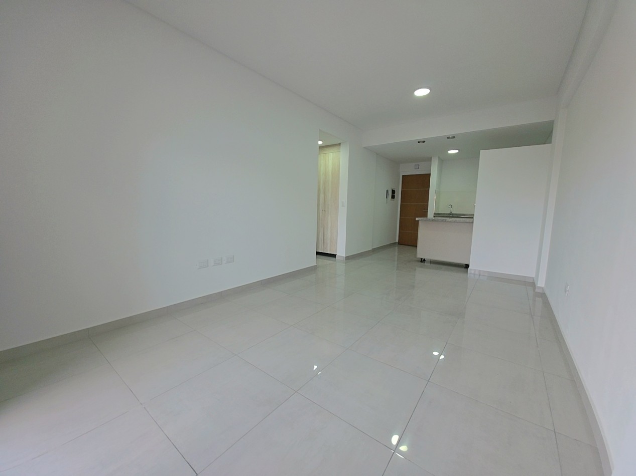 DEPARTAMENTO DE CATEGORIA CON COCHERA A ESTRENAR
