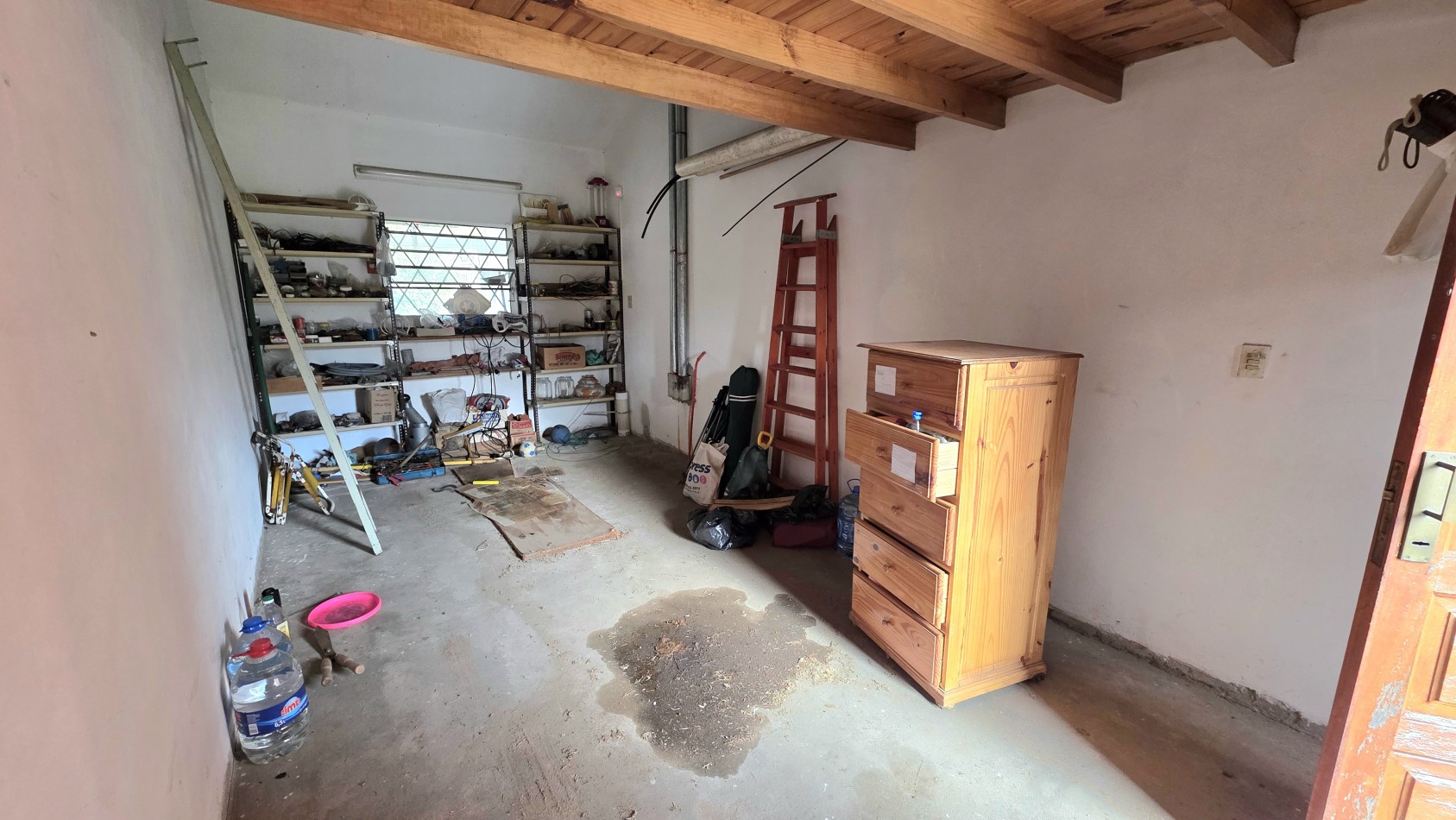CHALET 4 AMB. CON FONDO (APTA CREDITO)