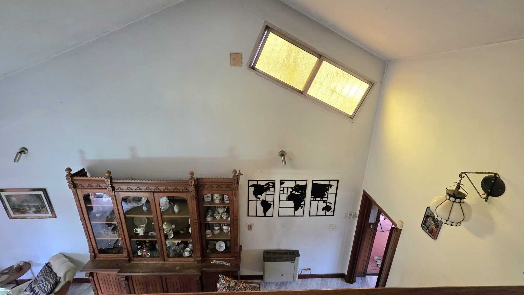 CHALET 4 AMB. CON FONDO (APTA CREDITO)