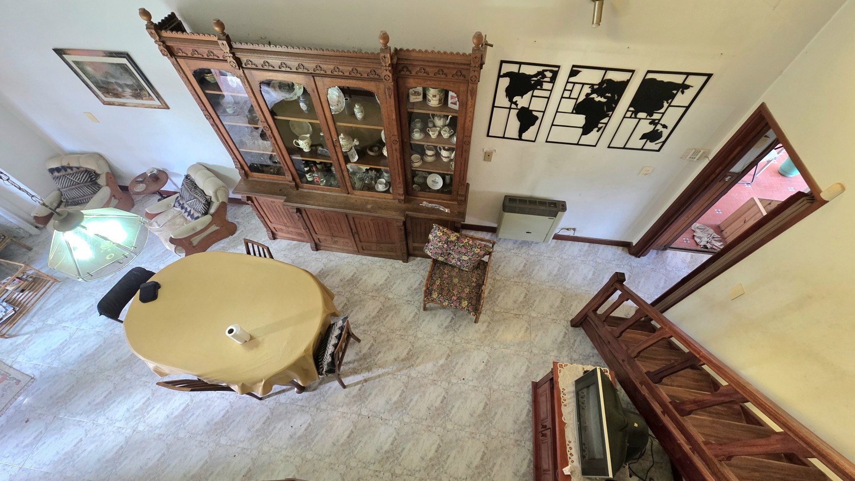CHALET 4 AMB. CON FONDO (APTA CREDITO)