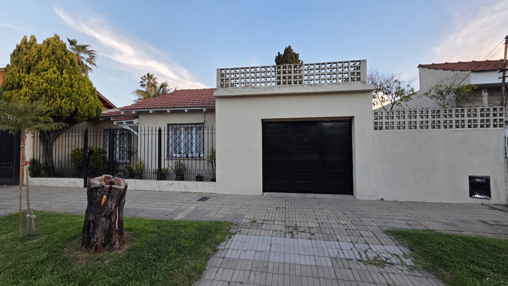 CASA 4 AMBIENTES (APTA CREDTI)
