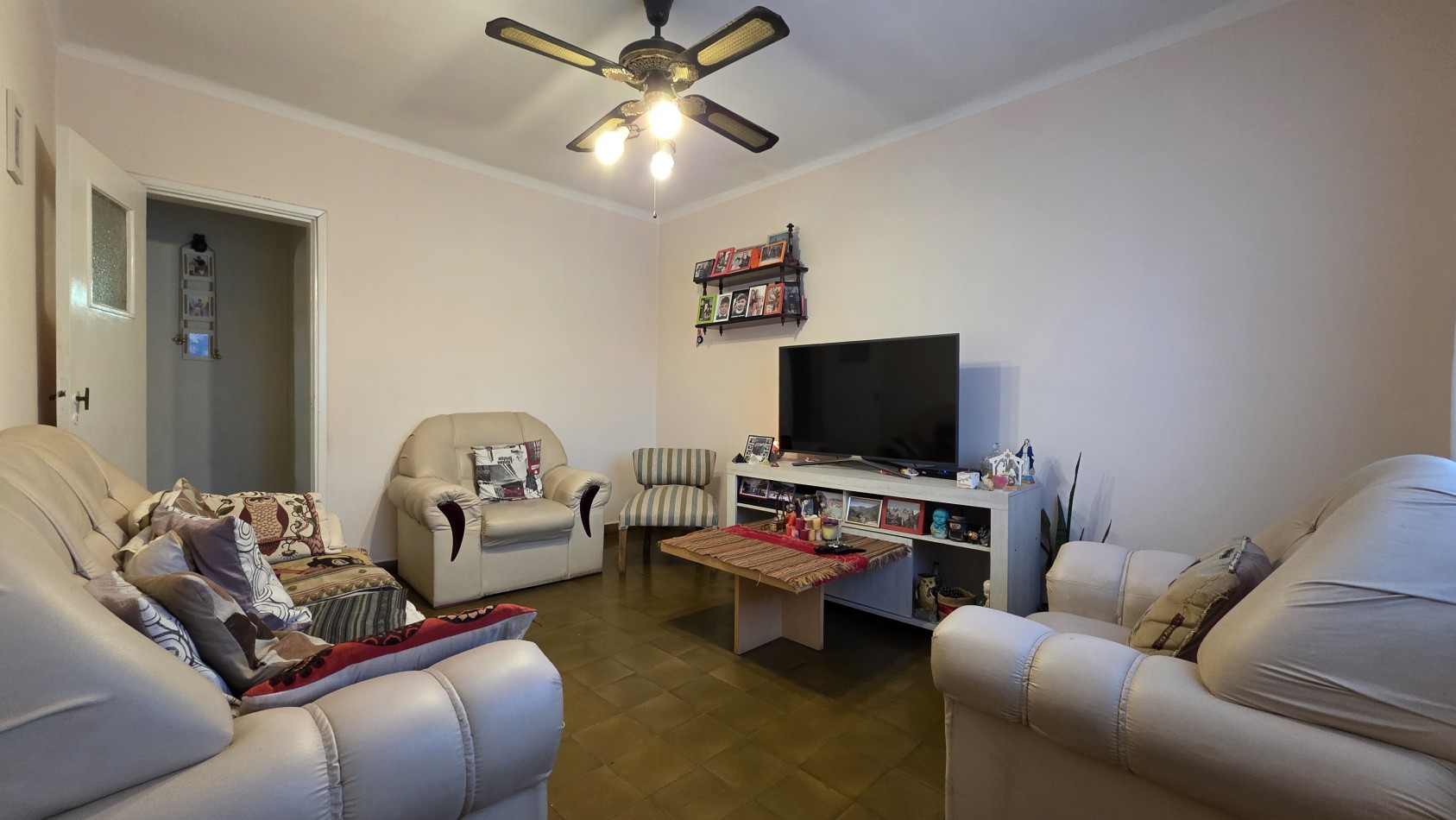 CASA 4 AMBIENTES (APTA CREDTI)
