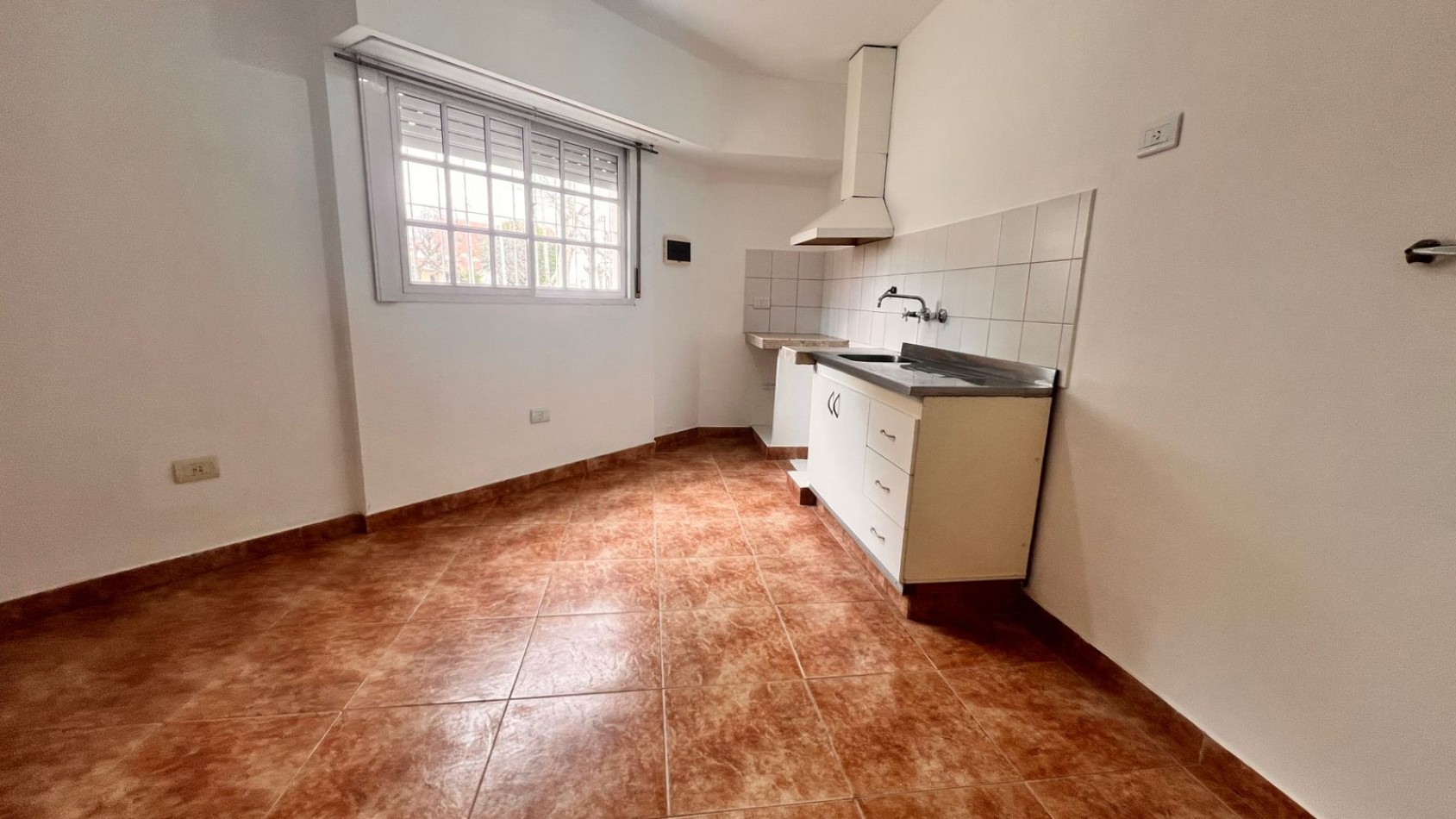 DEPARTAMENTO 2 AMBIENTES IMPECABLE ESTADO