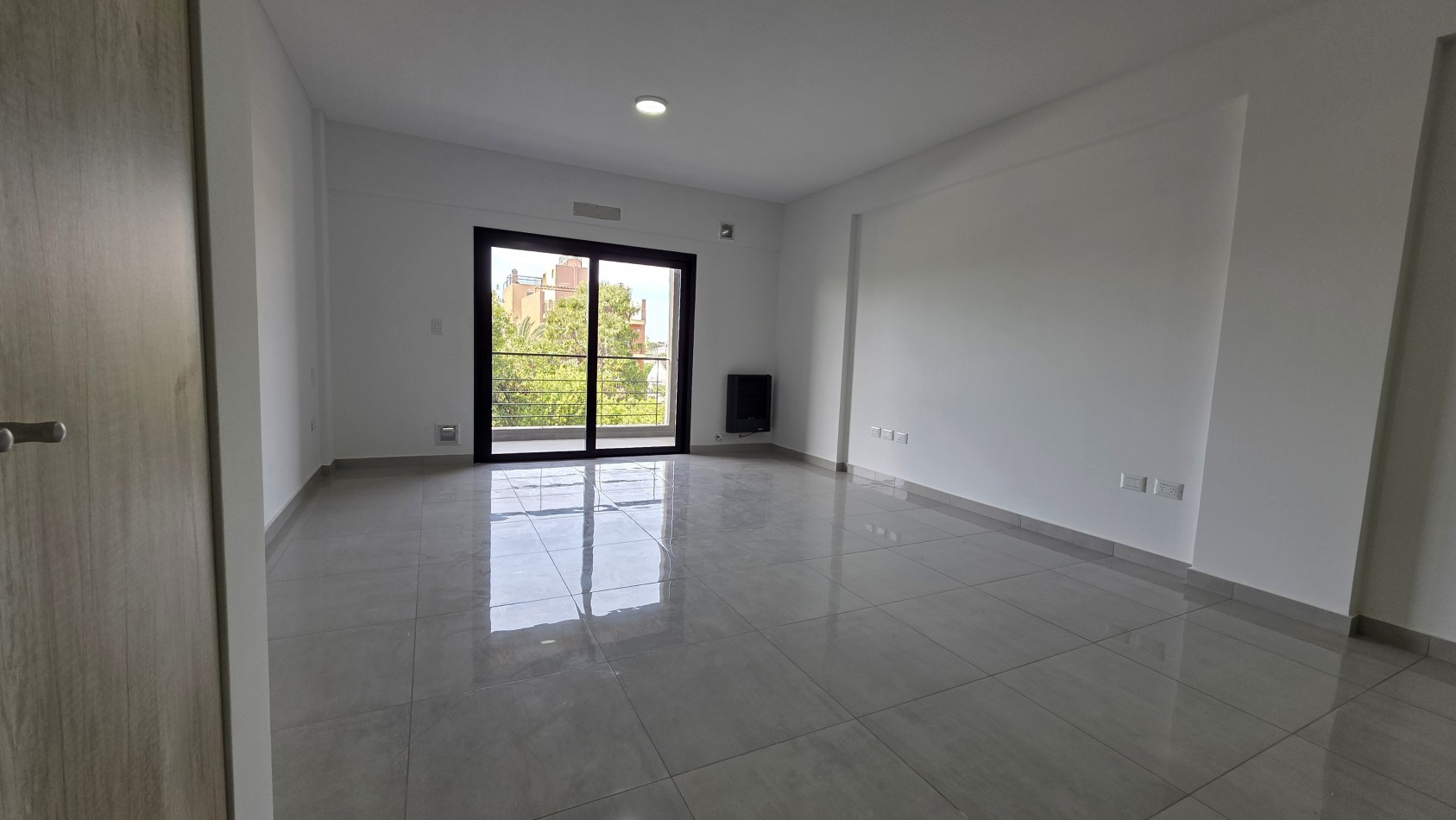 MONOAMBIENTES CON COCHERA Y/O TERRAZA PROPIA