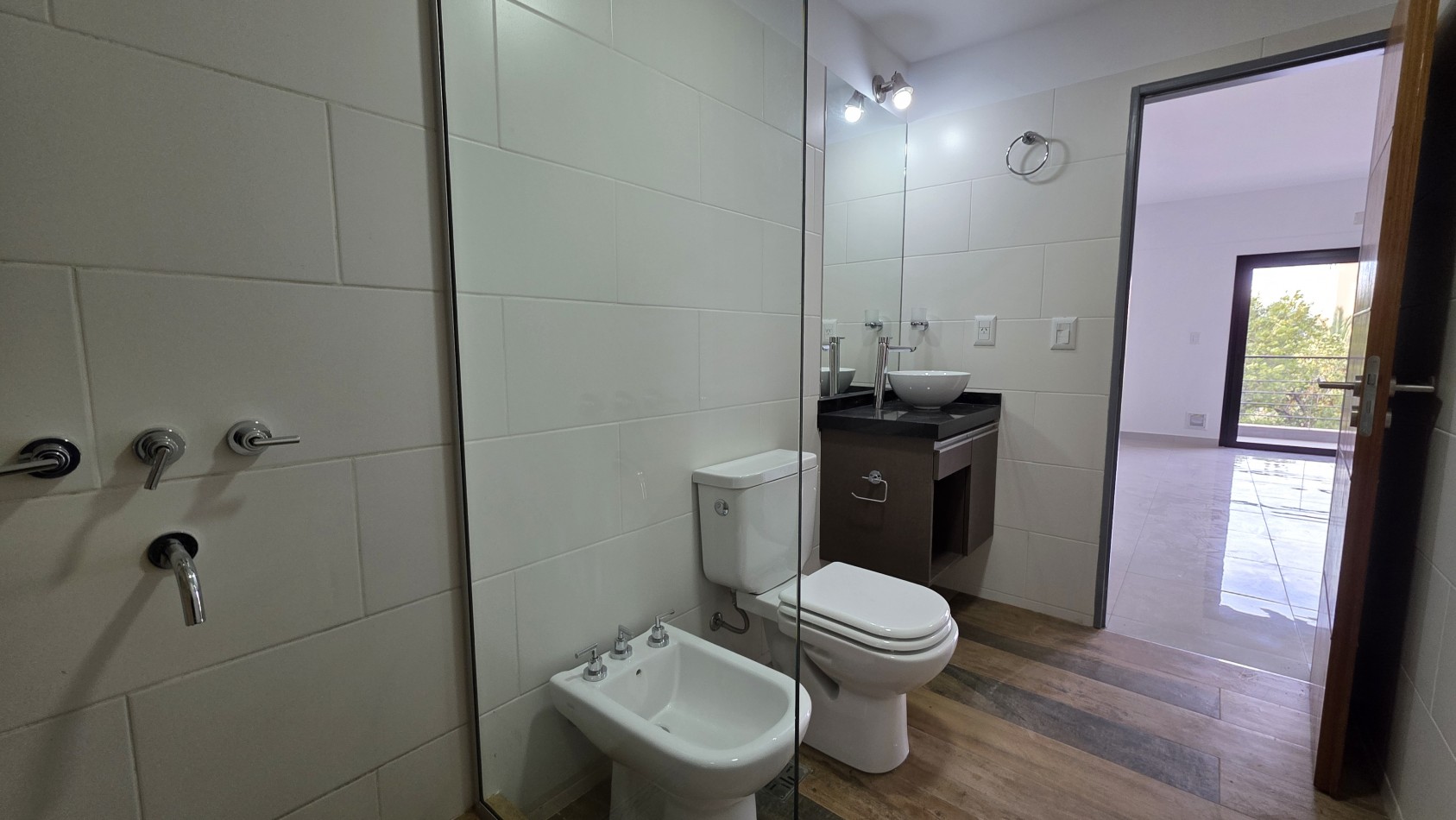 MONOAMBIENTES CON COCHERA Y/O TERRAZA PROPIA