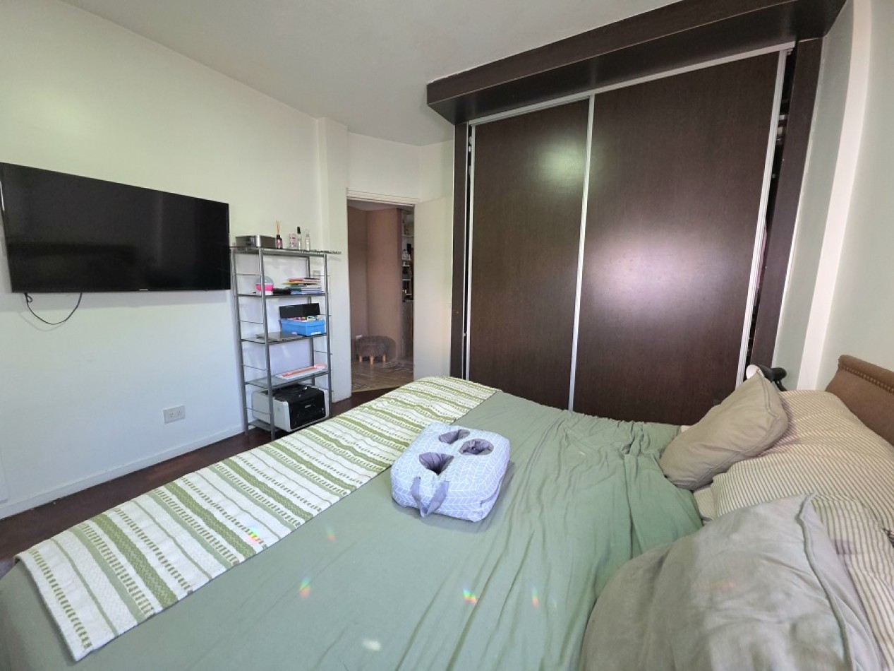 DEPARTAMENTO 4 AMBIENTES RESTAURADO A NUEVO