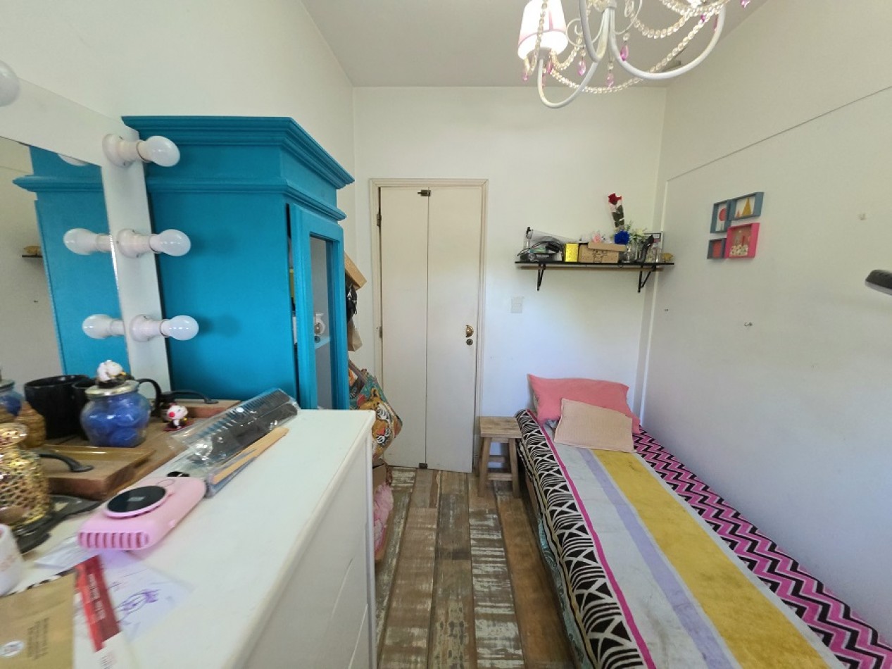 DEPARTAMENTO 4 AMBIENTES RESTAURADO A NUEVO