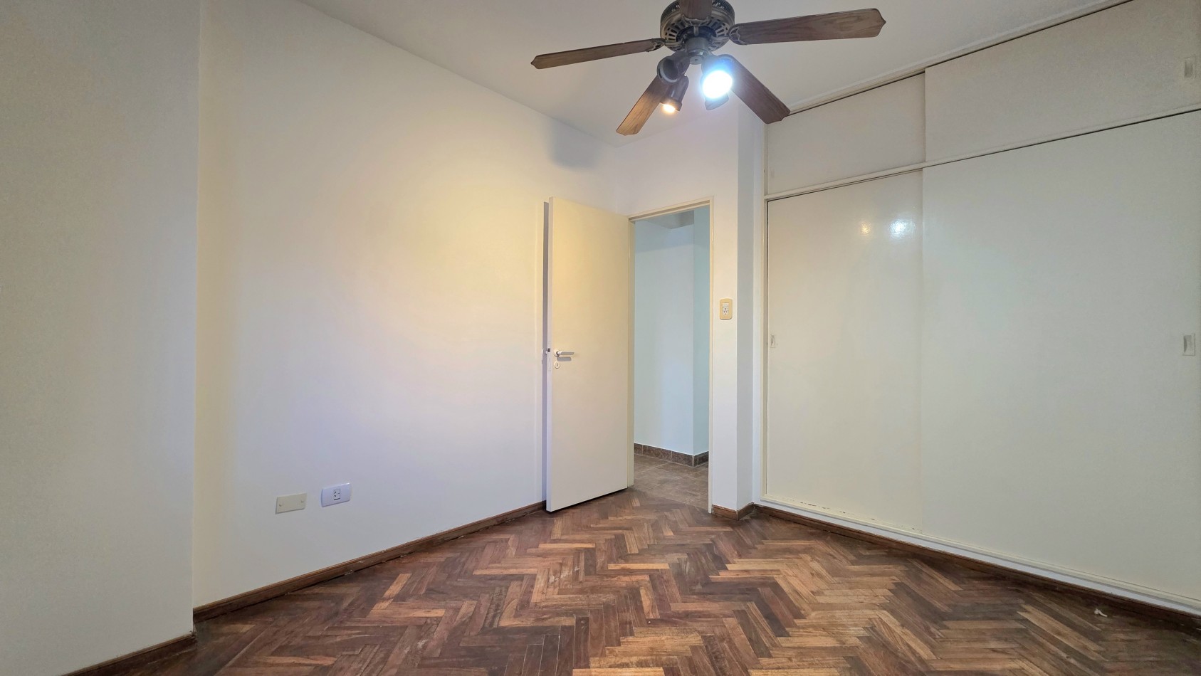 2 amb. en INMEJORABLE UBICACION