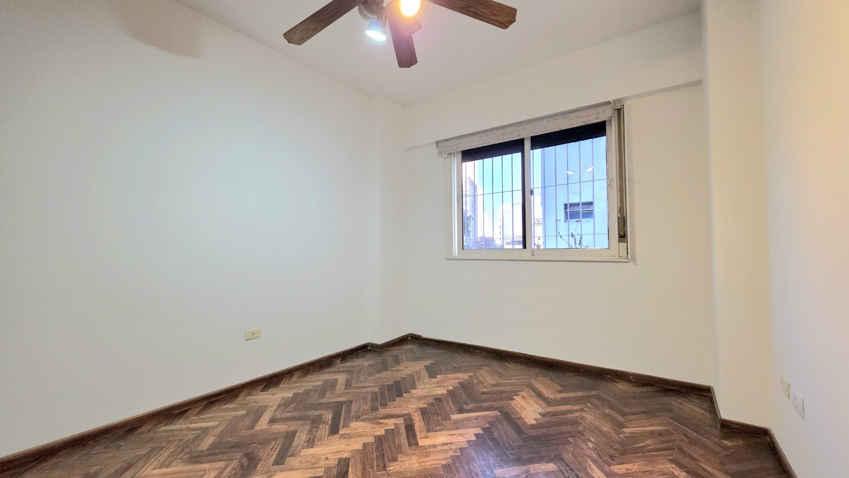 2 amb. en INMEJORABLE UBICACION