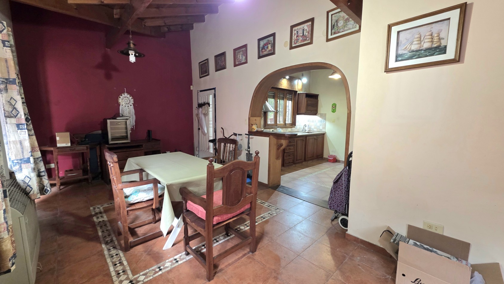 CHALET 3 AMBIENTES CON FONDO Y DEPTO