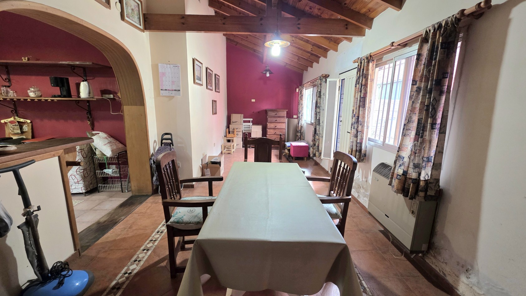 CHALET 3 AMBIENTES CON FONDO Y DEPTO