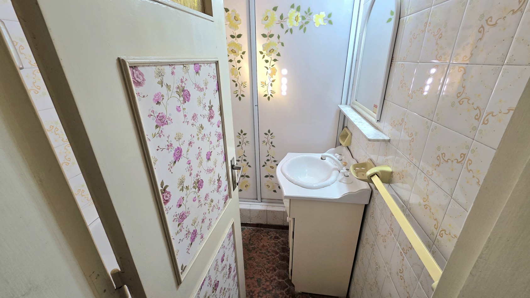 CASA 4 AMBIENTES CON FONDO