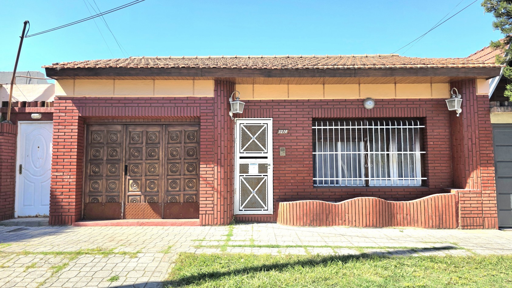 CASA 4 AMBIENTES CON FONDO