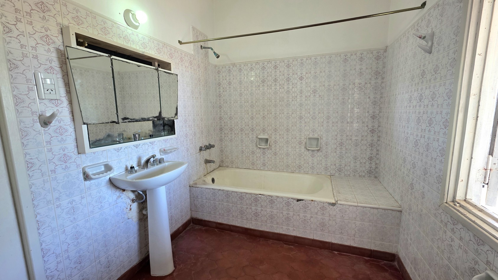 DEPARTAMENTO 3 AMBIENTES CON COCHERA