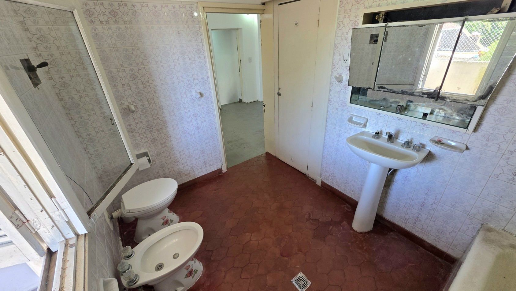 DEPARTAMENTO 3 AMBIENTES CON COCHERA