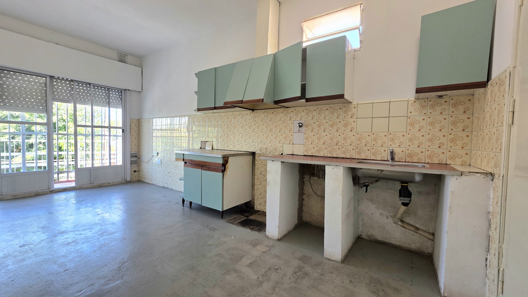 DEPARTAMENTO 3 AMBIENTES CON COCHERA