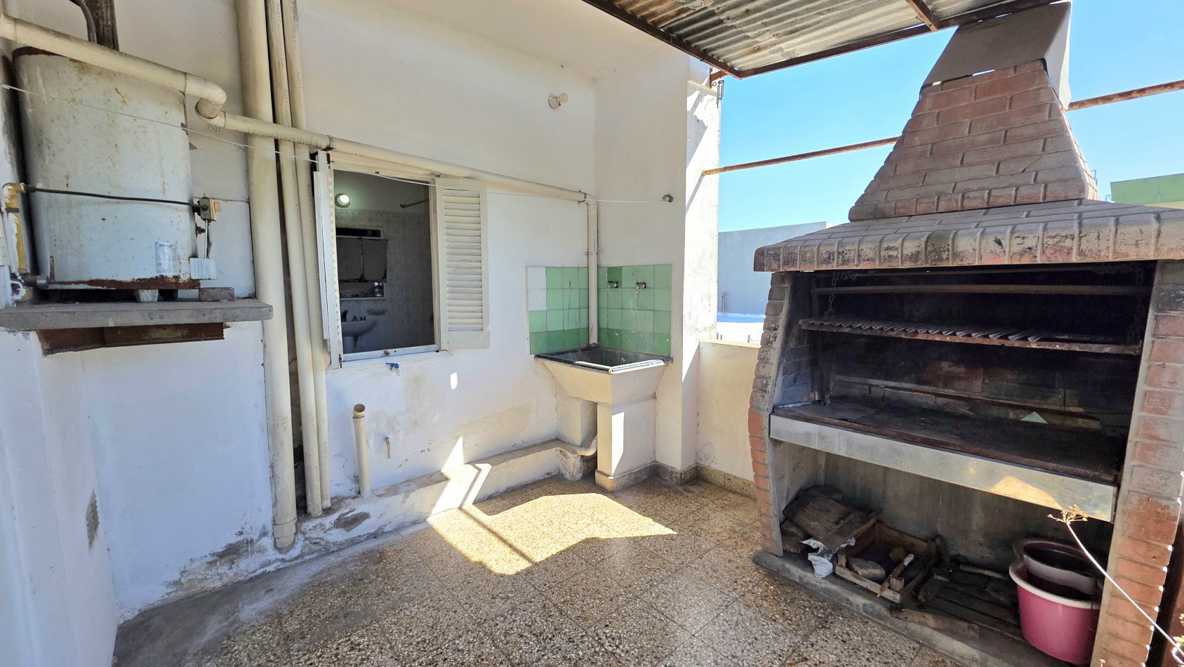 DEPARTAMENTO 3 AMBIENTES CON COCHERA