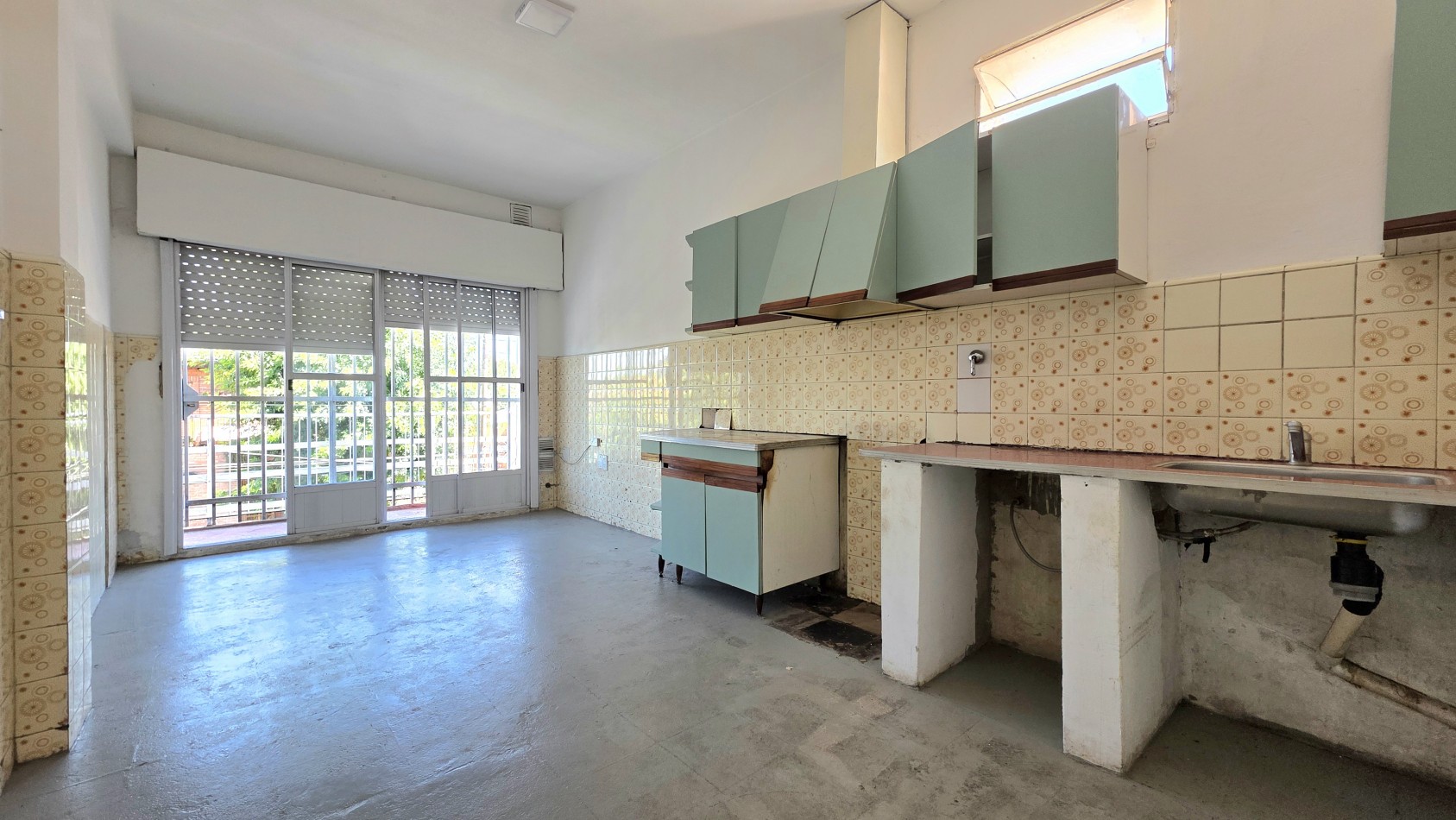 DEPARTAMENTO 3 AMBIENTES CON COCHERA