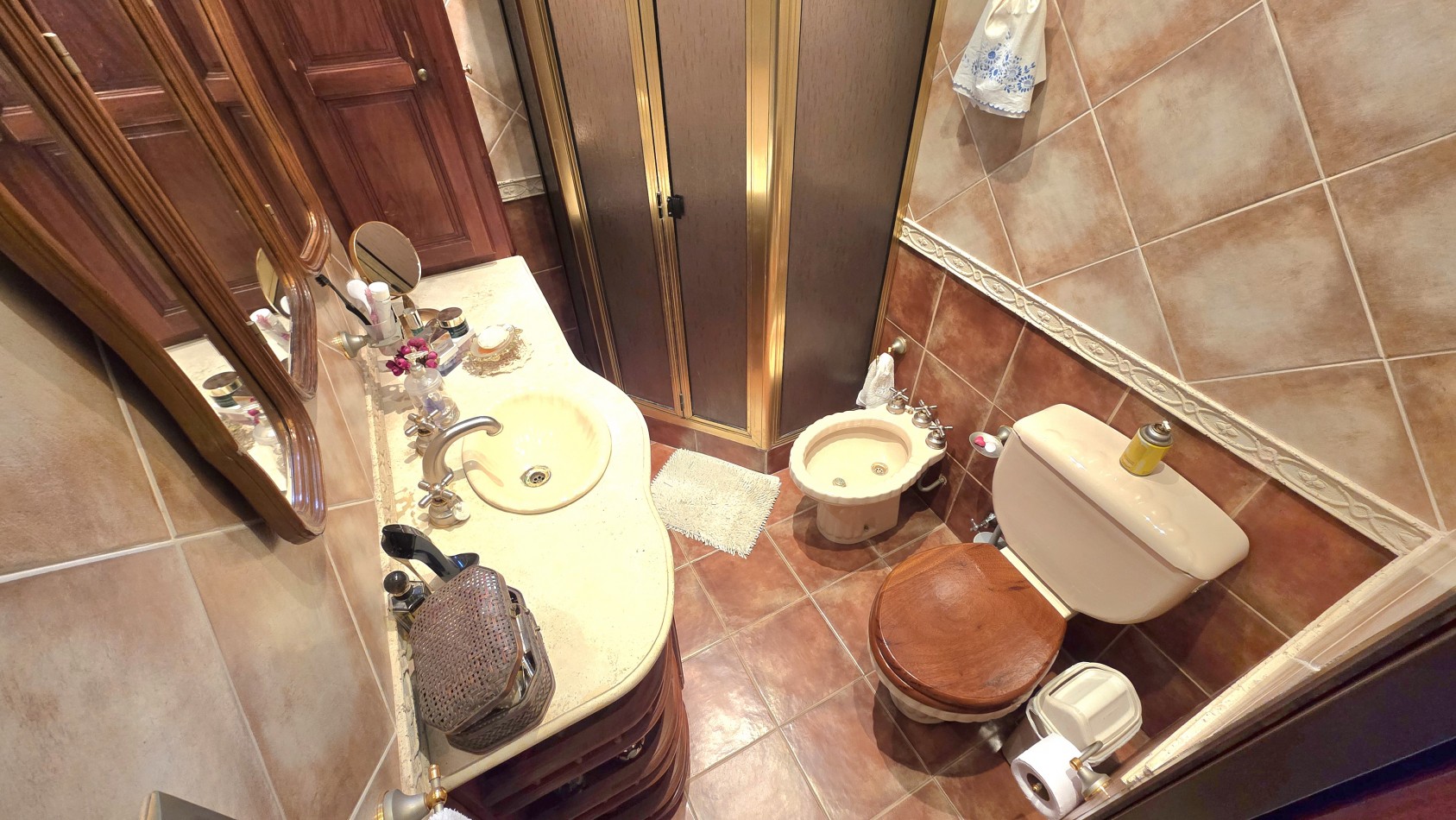 CASA 3 AMBIENTES CON PARQUE Y PILETA