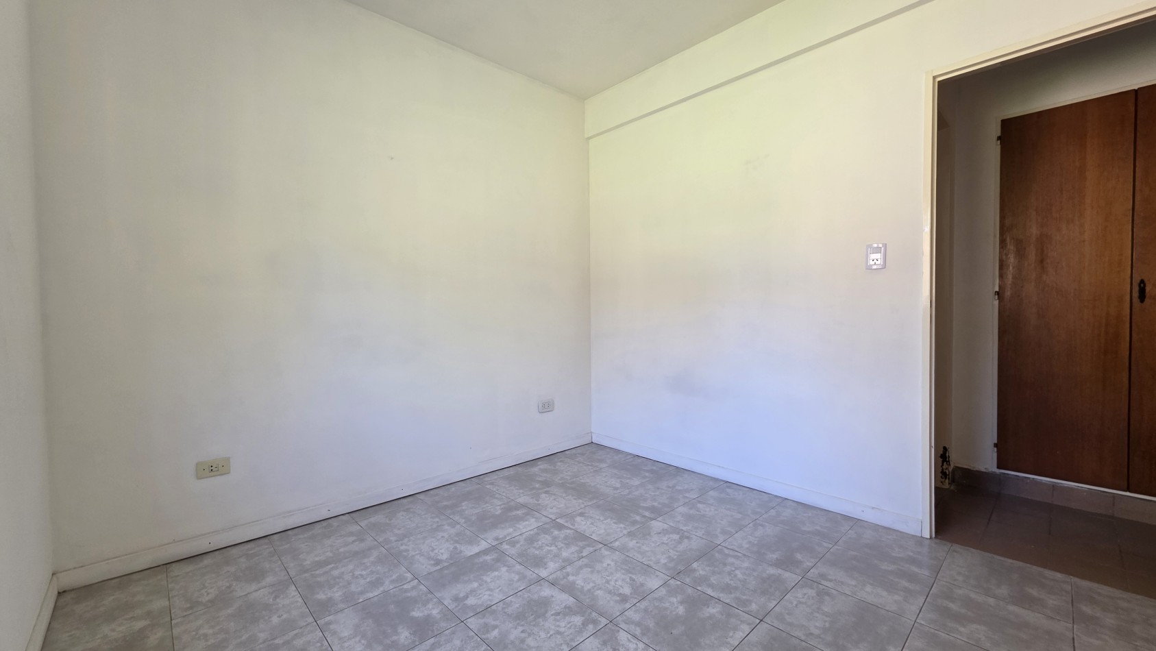 3 AMBIENTES EN PLANTA BAJA