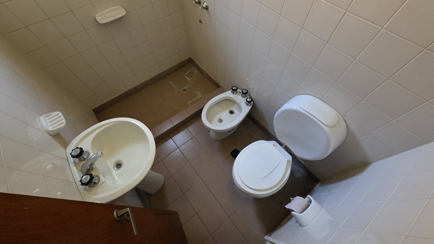 3 AMBIENTES EN PLANTA BAJA