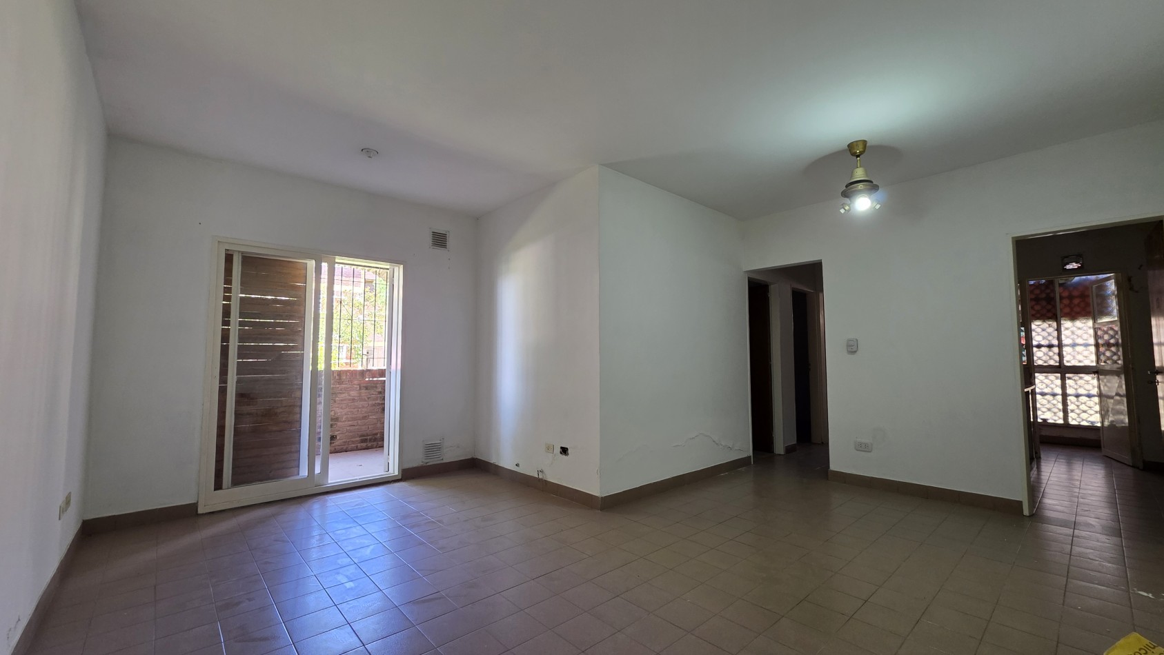 3 AMBIENTES EN PLANTA BAJA