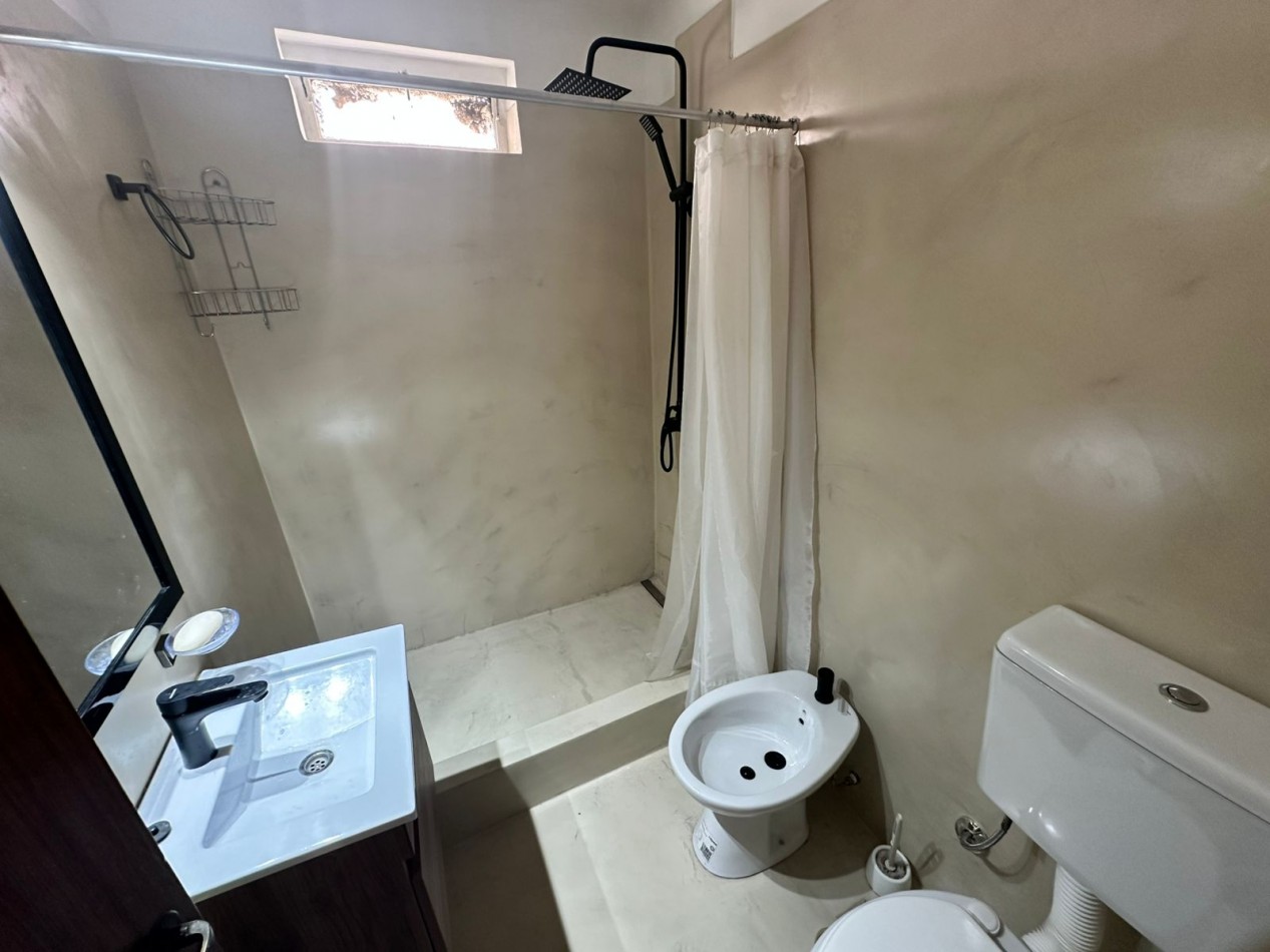 DEPARTAMENTO 2 AMBIENTES RESTAURADO A NUEVO