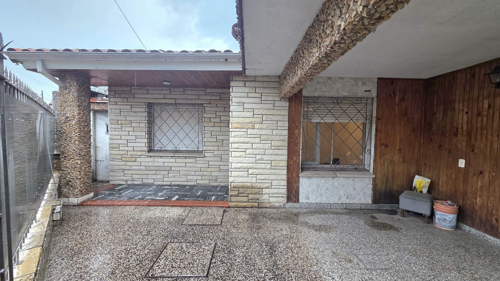 CASA 3 AMBIENTES CON PATIO