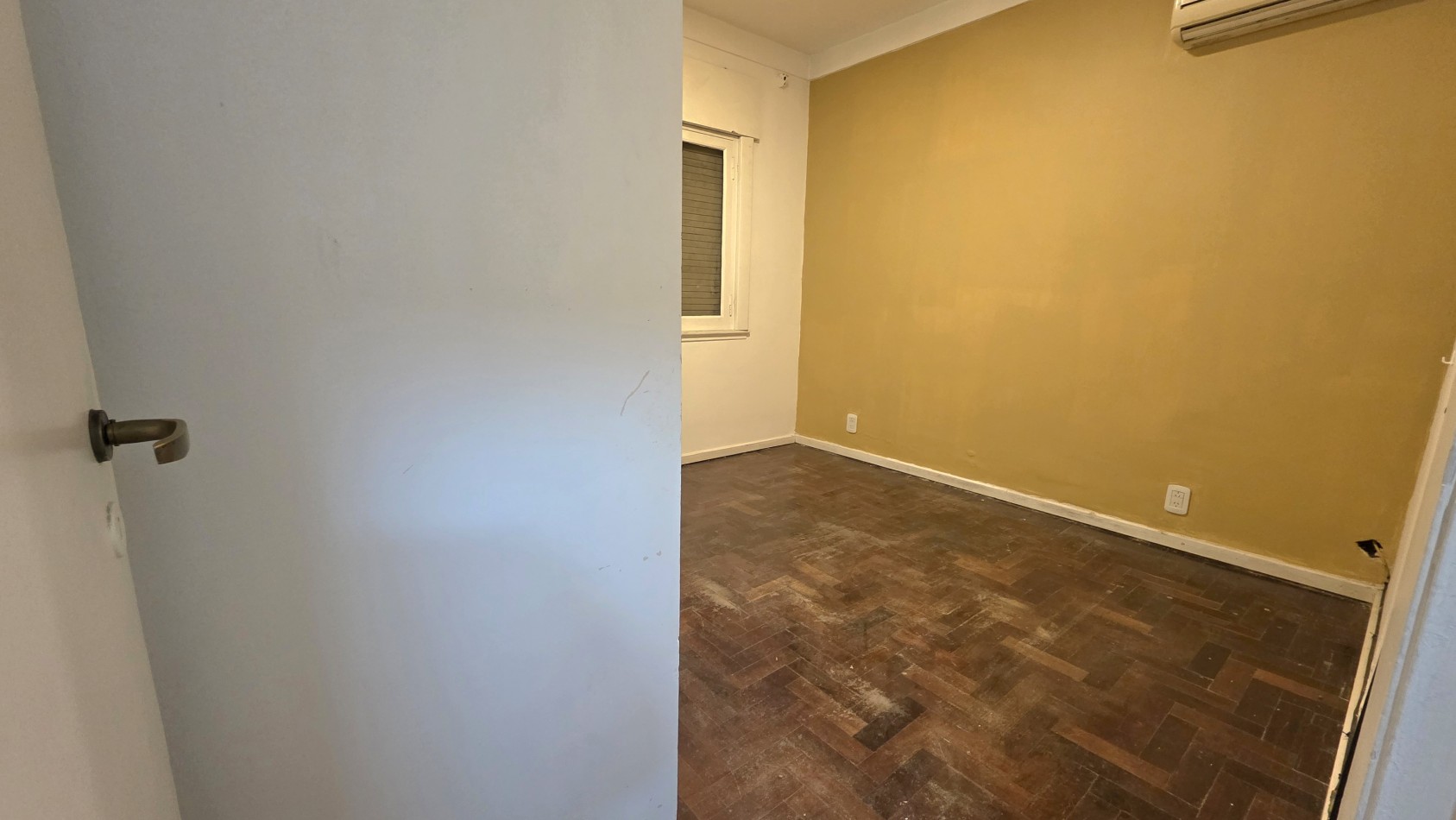 CASA 3 AMBIENTES CON PATIO