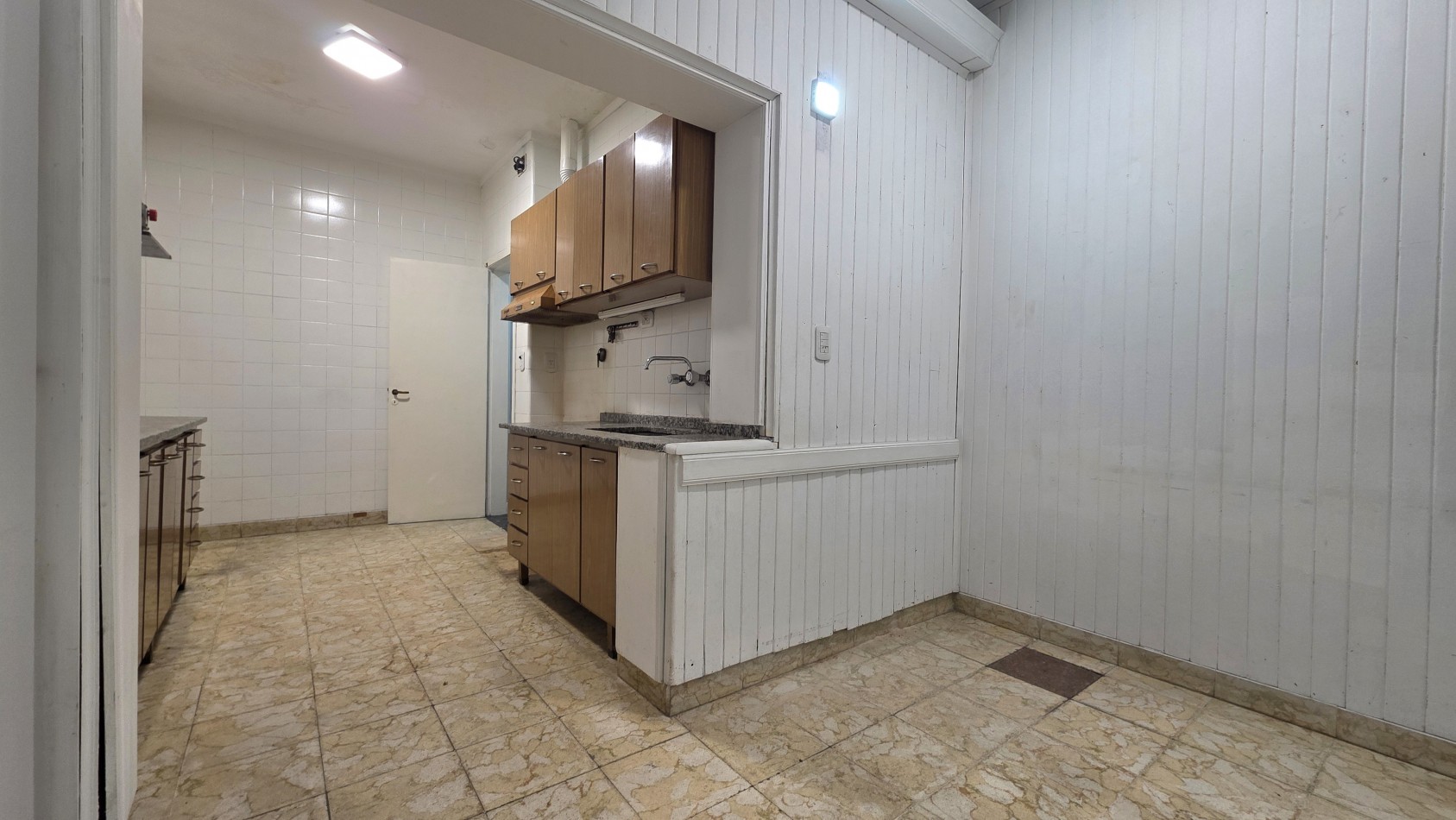 CASA 3 AMBIENTES CON PATIO